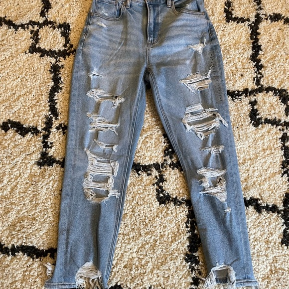 American Eagle Outfitters Denim - NWT AE Mom Jeans